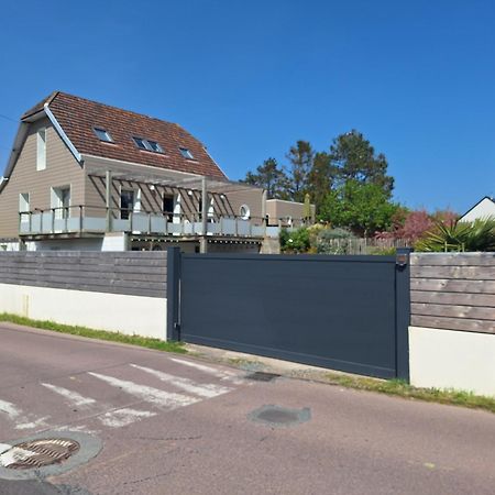 Appartement Moderne Avec Terrasse - Proche Mer Agon-Coutainville Exterior photo